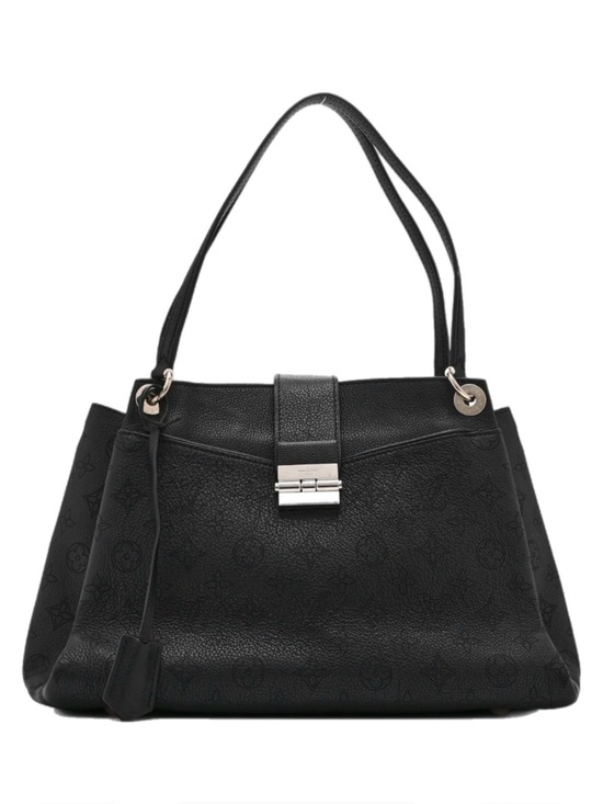 Louis Vuitton Handbags - Louis Vuitton Mahina Sevres Black Mahina Leather Handbag 🖤